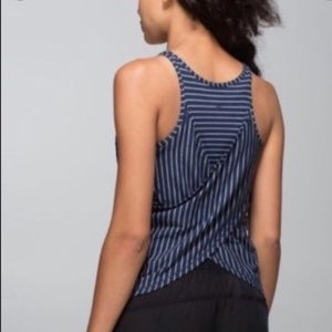 Rare lululemon navy striped cross back tank sz 6